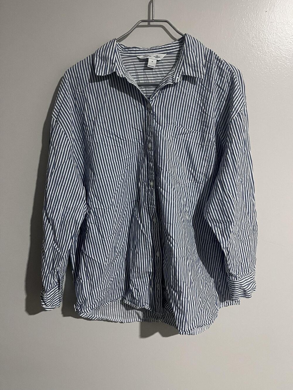 Old Navy Button-Up Womens M Blue Striped Relaxed Collared Long Sleeve Casual